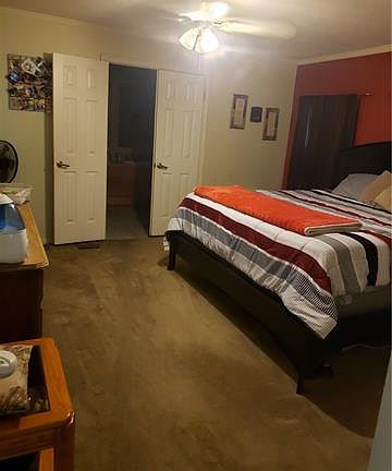 3rd image of 109 Carlton St