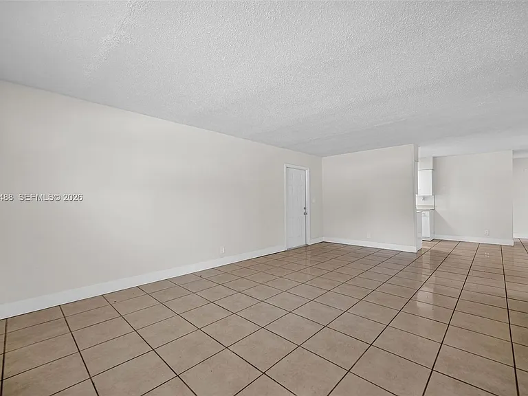 861 SW 74th Ter #102D — Photo 11