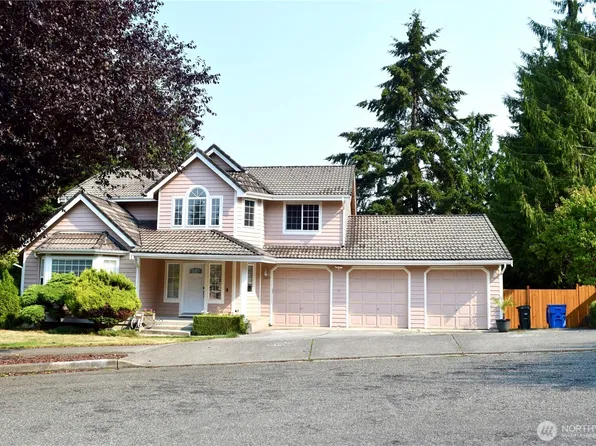 1605 27th Avenue SE, Puyallup, WA 98374