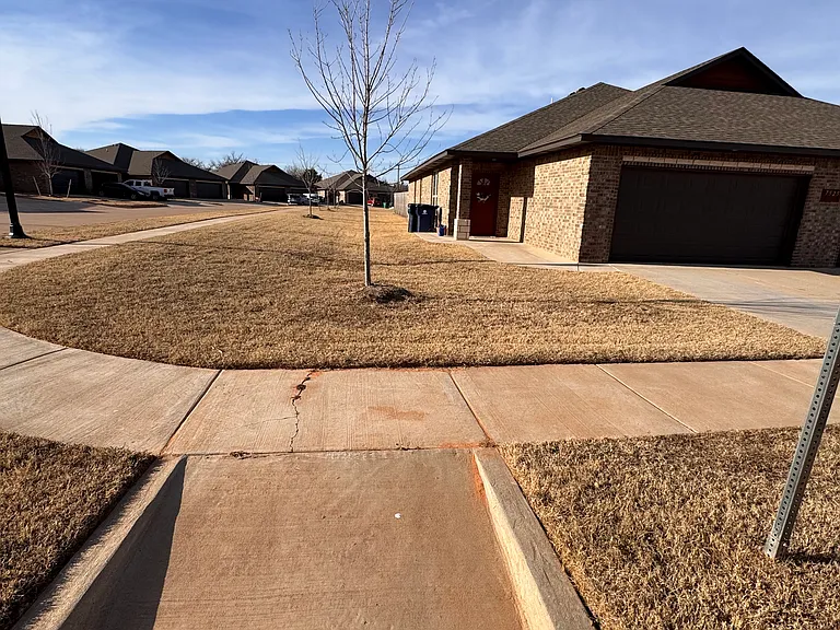 7525 Redbud Villas Ct — Photo 3