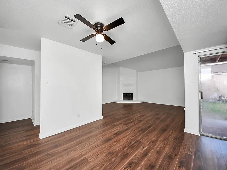 12509 Pebblestone St — Photo 6