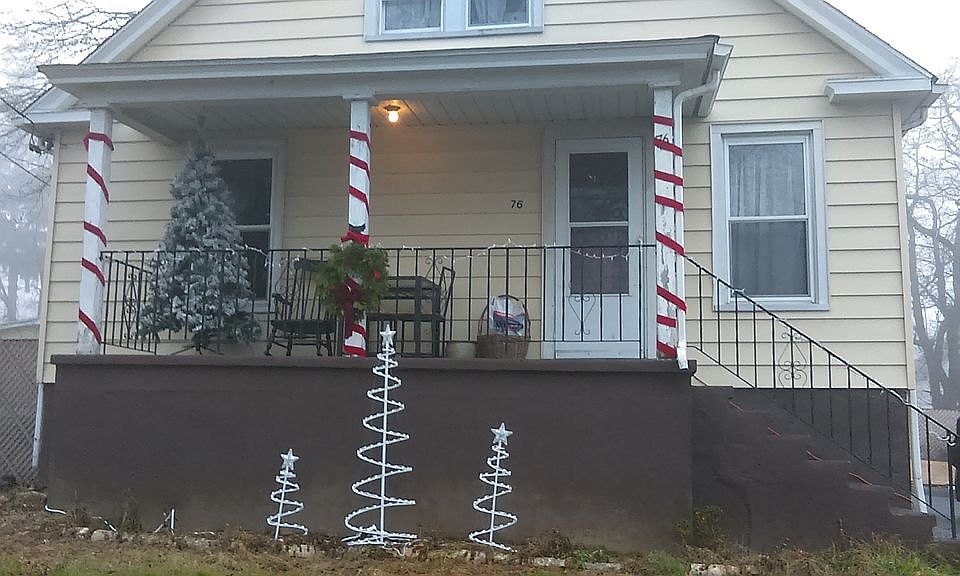 1st image of 76 Yates St