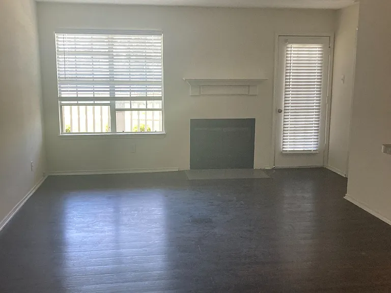 Dover Farms Apartments — Photo 45