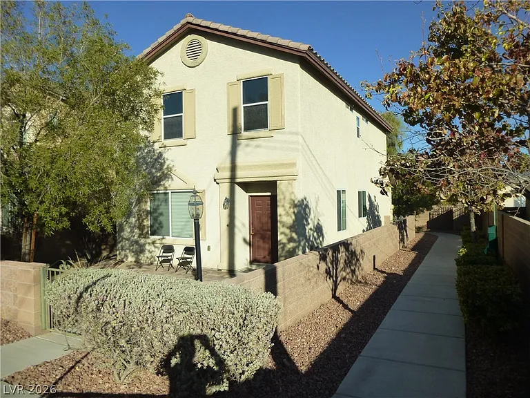 273 Dizzy Petunia Ct — Photo 3