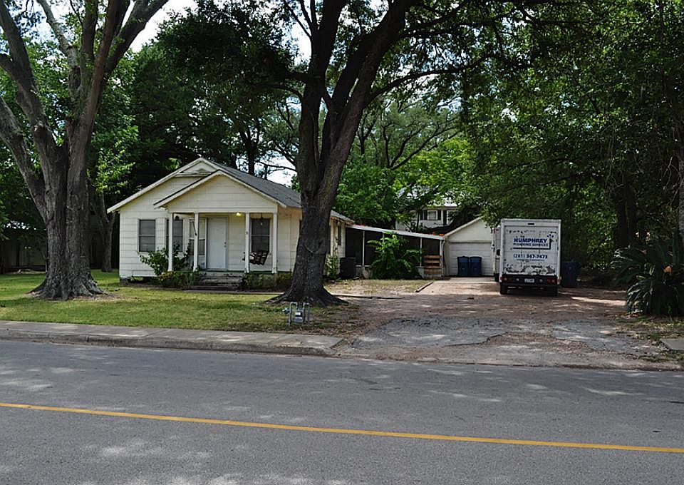 1st image of 1501 East Ave