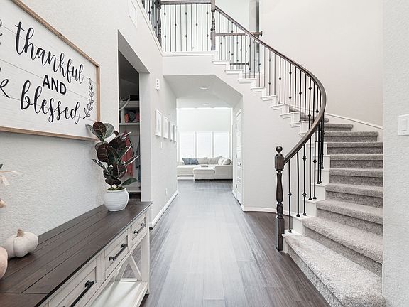 4th image of 9560 Garrison Way
