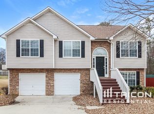 6159 Stone Creek Ln, Rex, GA 30273