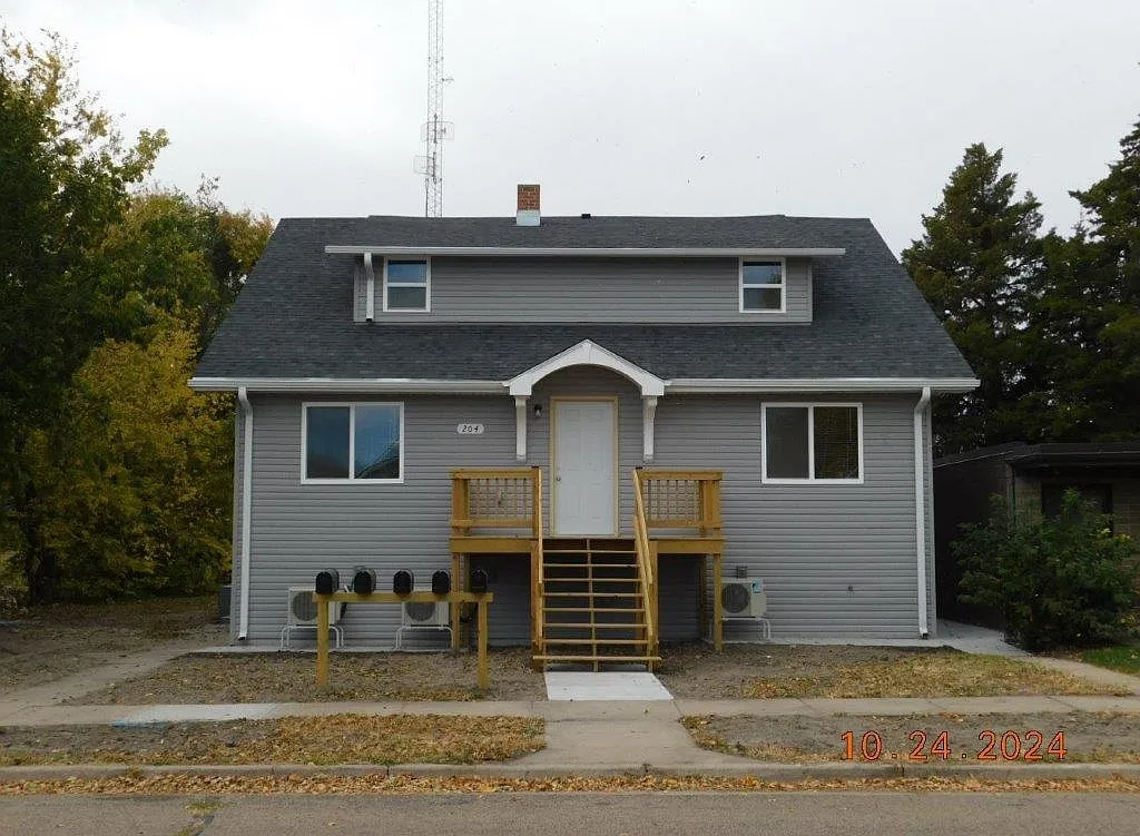 1 bed, 324 sqft, $750 — Photo 1