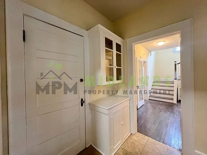 3 bed, 2.0 bath, 1890 sqft, $2,750 — Photo 4