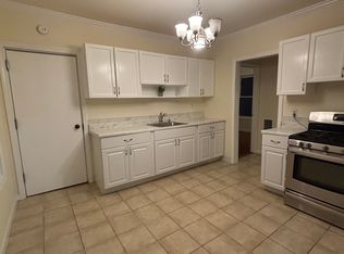 272 Greenwich Ave #2, New Haven, CT 06519