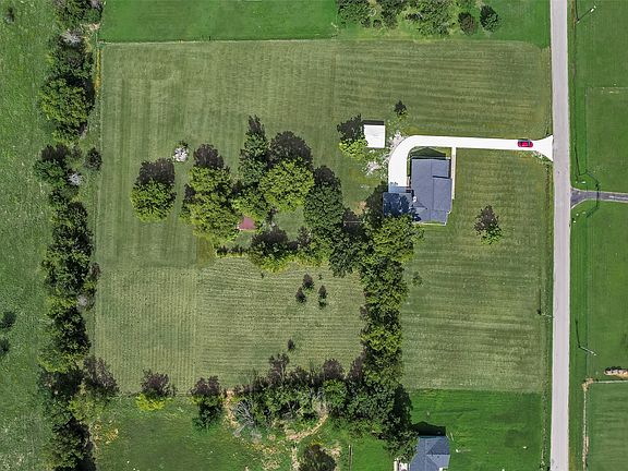 5th image of 302 County Road 3320