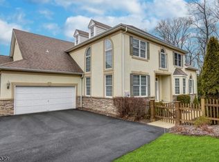 26 Wyckoff Way #87, Chester, NJ 07930