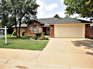 404 Raider Blvd, Wolfforth, TX 79382