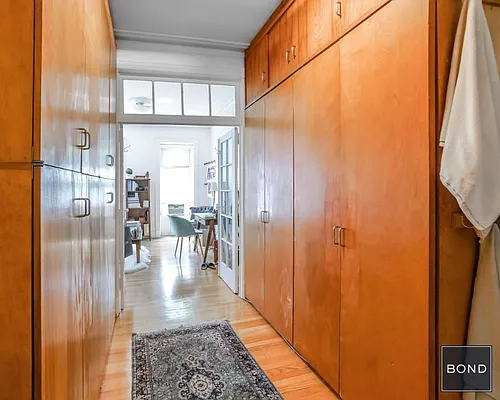 Rented by Bond New York | media 35