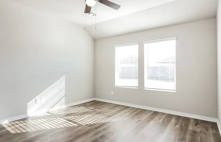 Sara Park Rental Homes — Photo 14