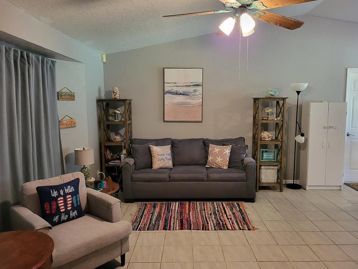 2 bed, 1019 sqft, $2,400 — Photo 2