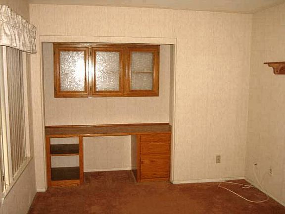 3rd image of 10326 Crossing Green Cir