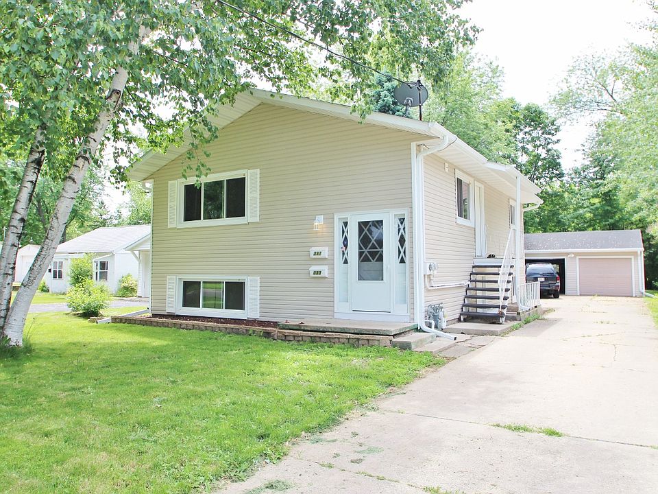 1st image of 331-333 Coolidge Sr
