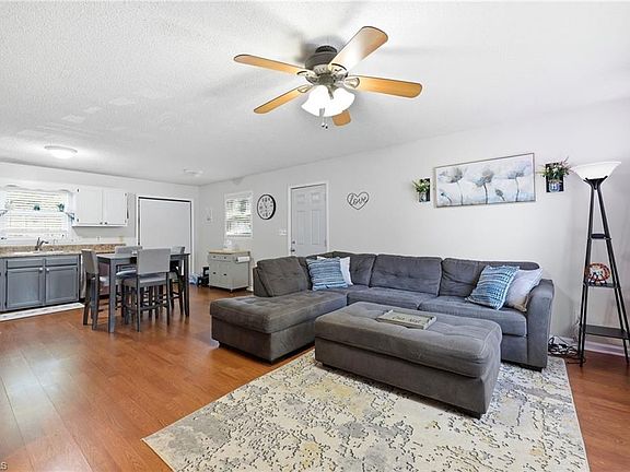2nd image of 4027 Granby St
