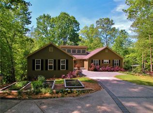 8935 Bay View Ct, Gainesville, GA 30506