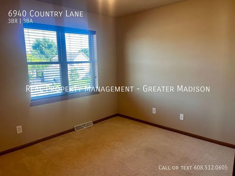 6940 Country Ln — Photo 9