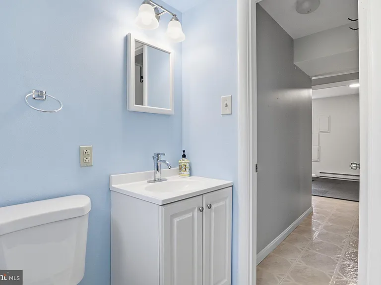4014 Jeffry St — Photo 15