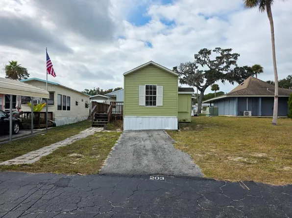 138 Travel Park Dr Unit 203, Spring Hill, FL 34607