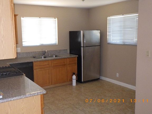 5th image of 6381 Pawlow Ave
