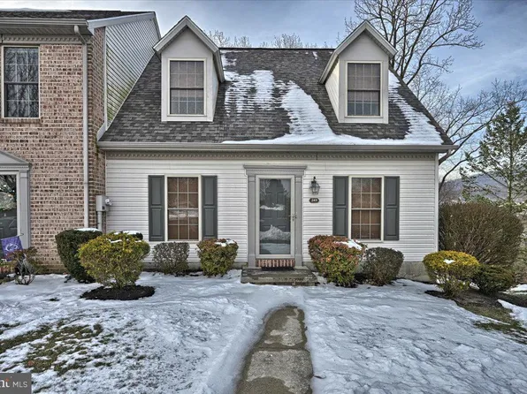 249 Timber View Dr, Harrisburg, PA 17110