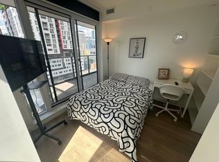 38 Widmer St #1611, Toronto, ON M5V1X1