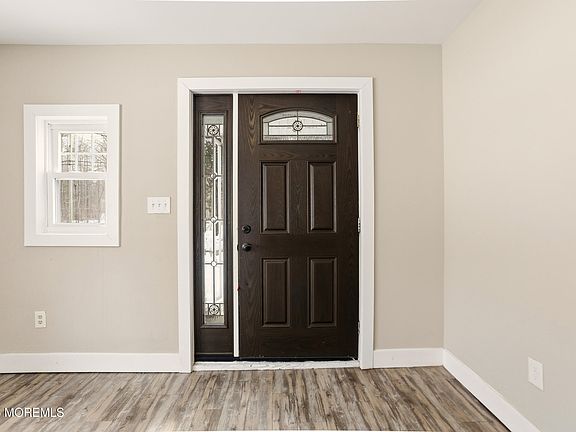 4th image of 89 Maxim Road