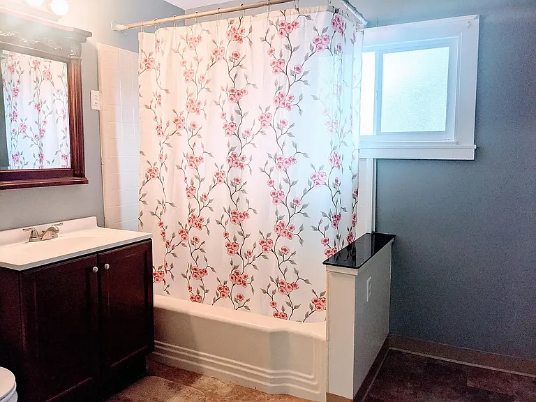 2208 Highland Ave — Photo 6