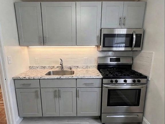 2nd image of 230 Pelham Road #2H