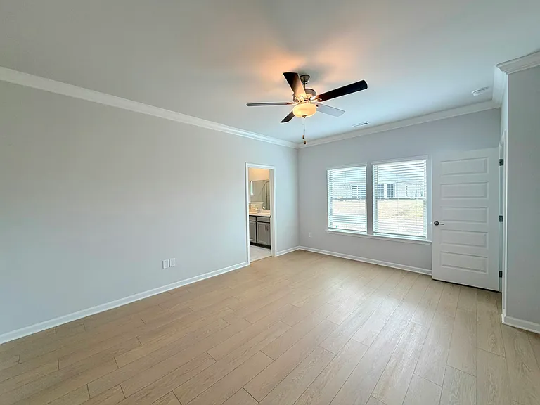 204 Stockyard Cir — Photo 14