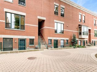 727 S Ashland Ave APT F, Chicago, IL 60607