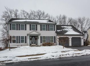 214 Longview Dr, Reading, PA 19608