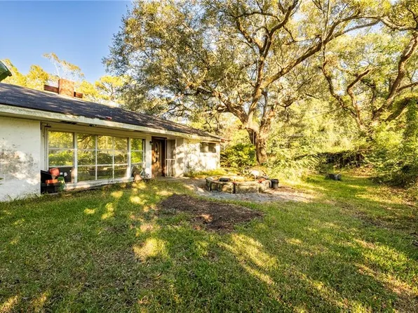 2004 Pelican St, Slidell, LA 70460