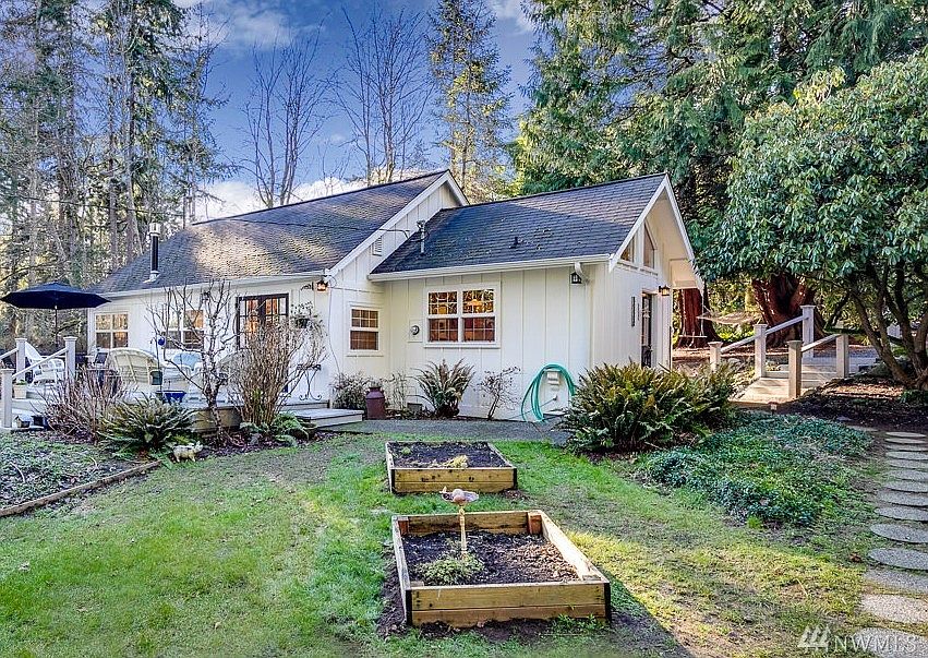 1st image of 10459 NE Duncan Ln