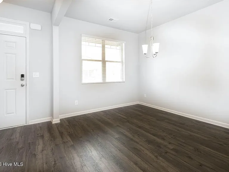 1151 Button Buck Ln — Photo 3