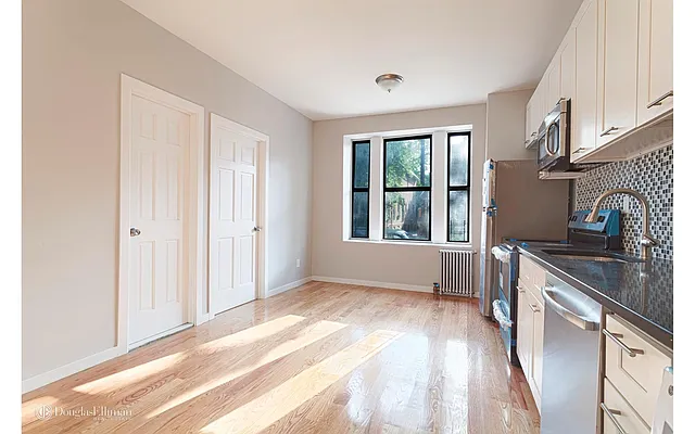 Rented by Douglas Elliman | media 17