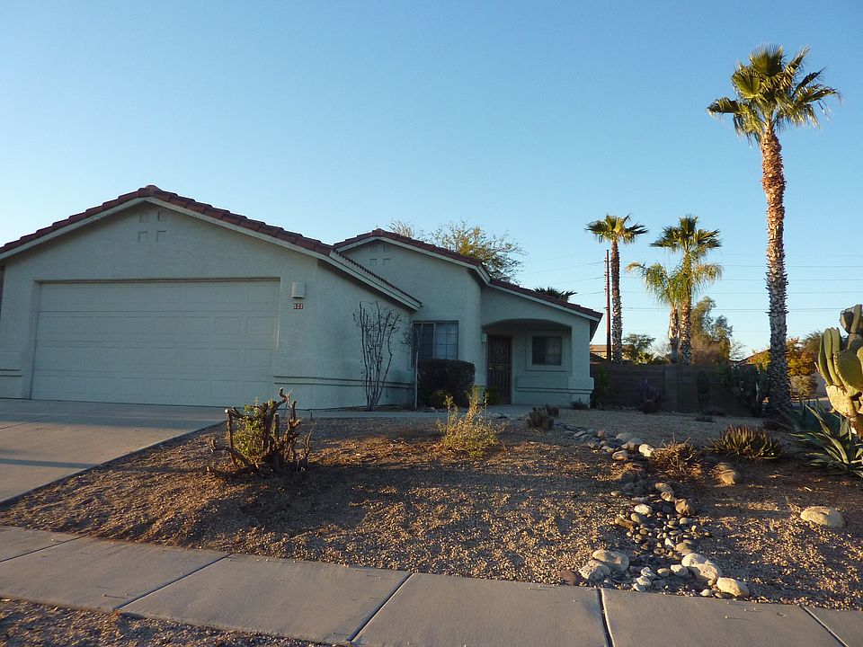 1st image of 527 E River Walk Dr