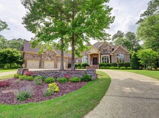 228 E Winding Way, Wallace, NC 28466