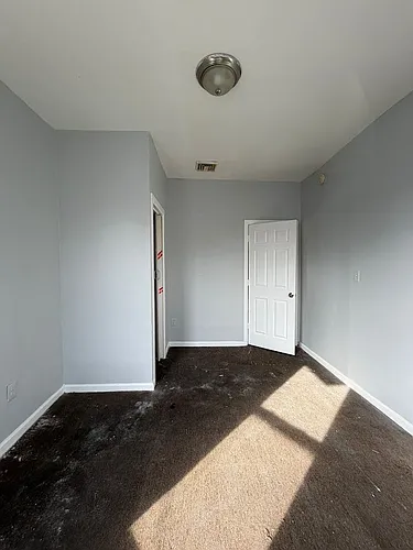 25 Princeton St Photo 1