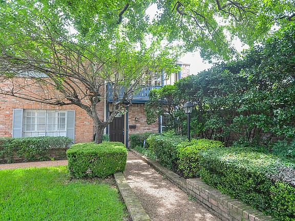 3rd image of 6351 Del Monte Dr #89