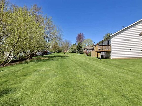 4th image of 9071 Luea Ln