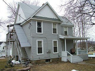 1st image of 252 W 10th St