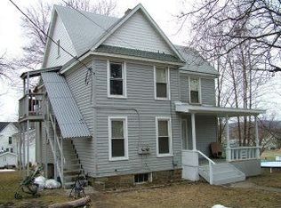 252 W 10th St, Elmira, NY 14903