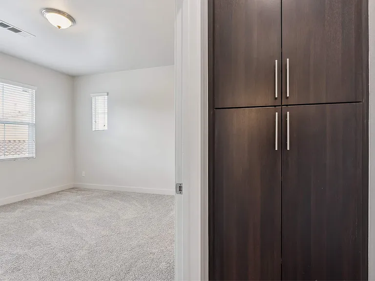Casa Lago Eastlake — Photo 25