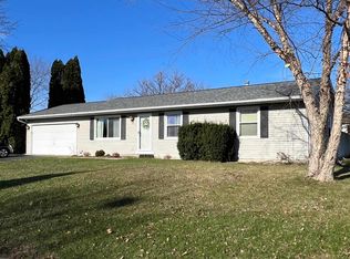 105 Parkway Ave, Belleville, WI 53508