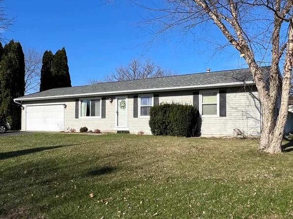 105 Parkway Ave, Belleville, WI 53508